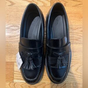 NWT Zara Men’s black loafer moccasins, size US 9 / EU 42